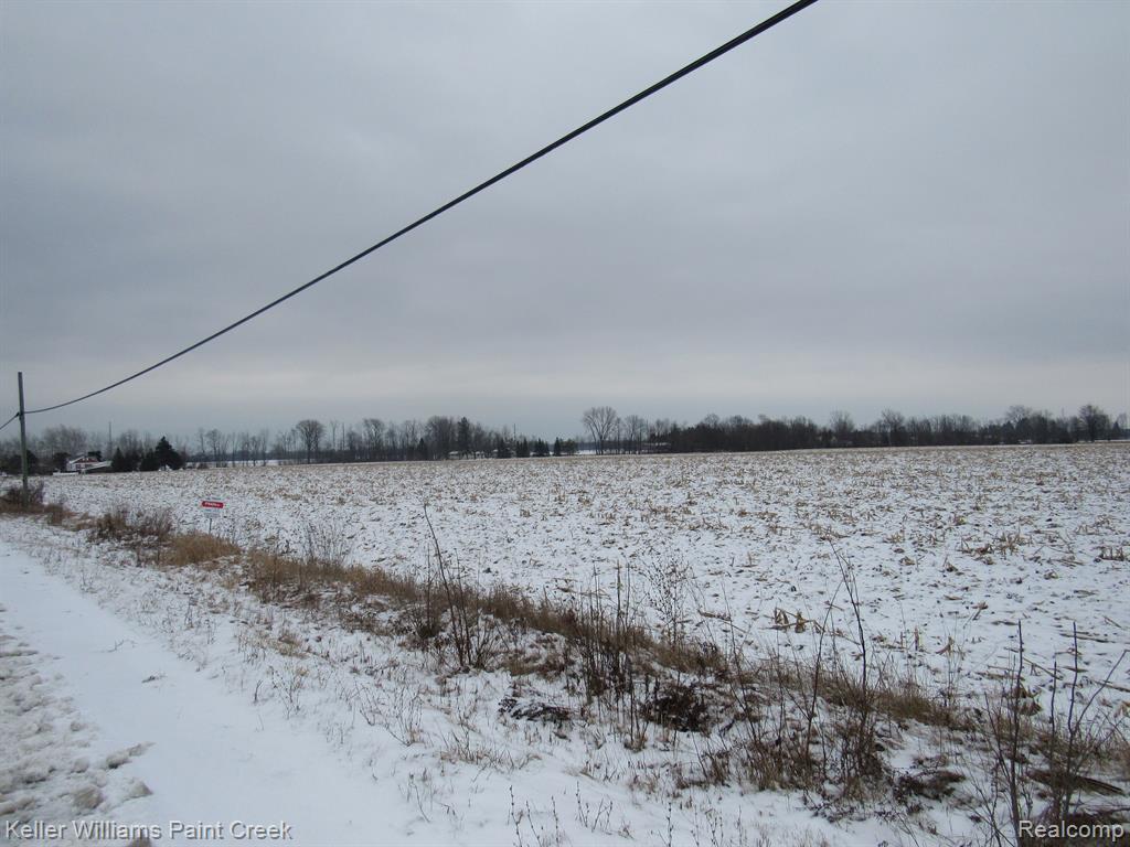 1420 E Pinconning Road, Pinconning MI 48650 photo 1
