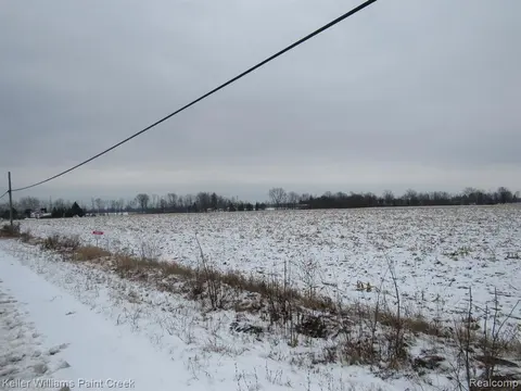 1420 E Pinconning Road, Pinconning MI 48650 photo 1