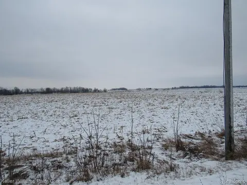 1420 E Pinconning Road, Pinconning MI 48650 photo 2