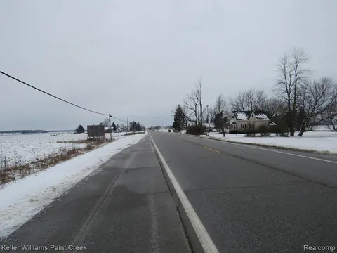 1420 E Pinconning Road, Pinconning MI 48650 photo 4