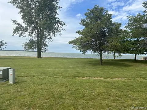 9859 Sunset Boulevard, Pigeon MI 48755 photo 4