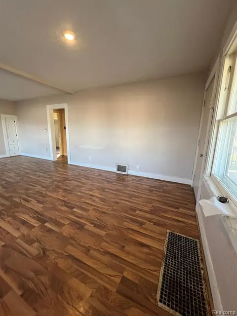 1517 Stanley Street, Saginaw MI 48602 1060 photo 5