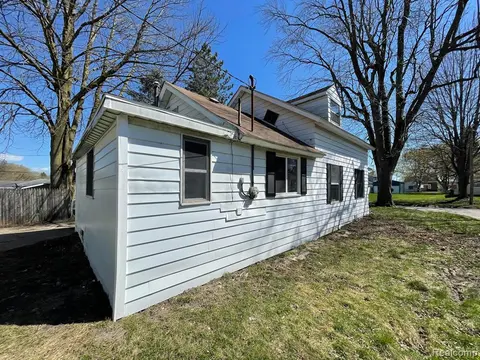 1918 Stanley Street, Saginaw MI 48602 1064 photo 3