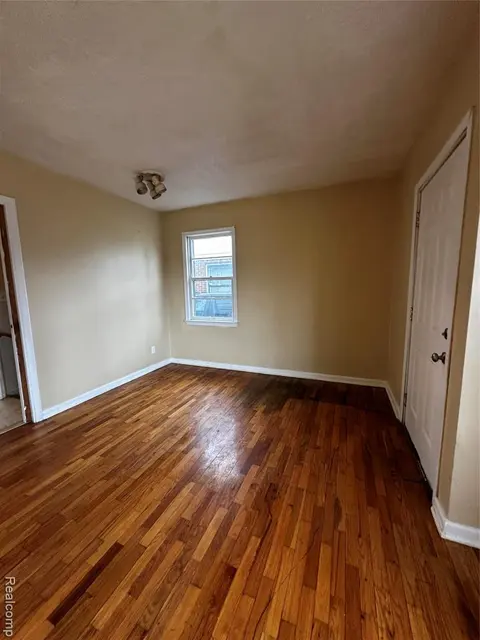 1652 Stanley Street, Saginaw MI 48602 1061 photo 4