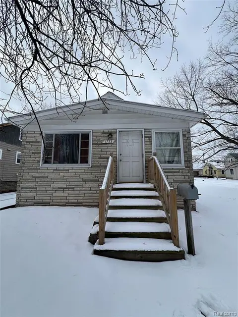 1723 Maine Street, Saginaw MI 48602 1721 photo 1