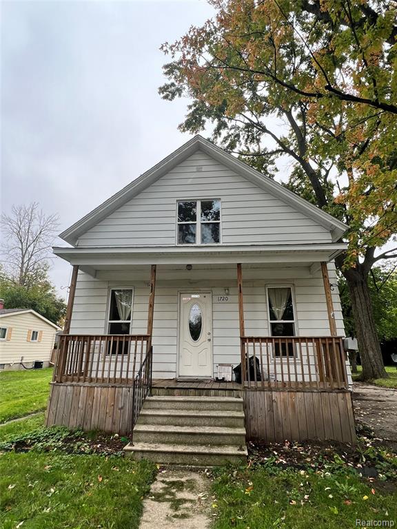 1720 N Oakley Street, Saginaw MI 48602 5365 photo 1