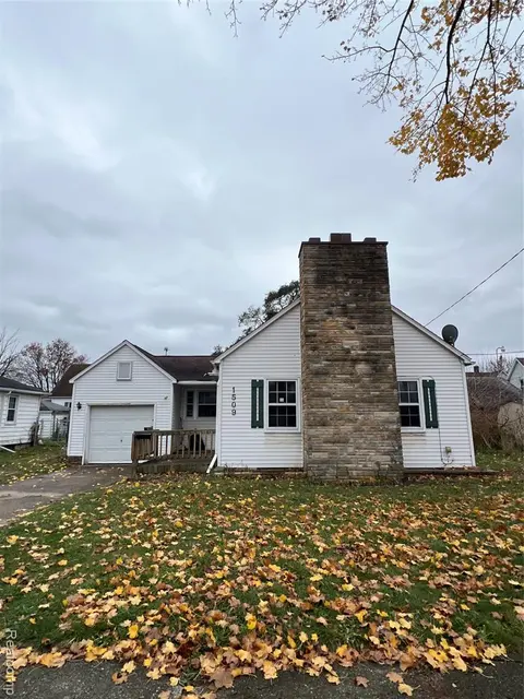1509 Monroe Street, Saginaw MI 48602 4873 photo 1