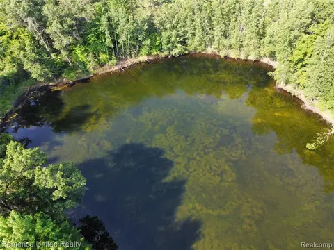 VL Pondside Dr, Farwell MI 48622 photo 3