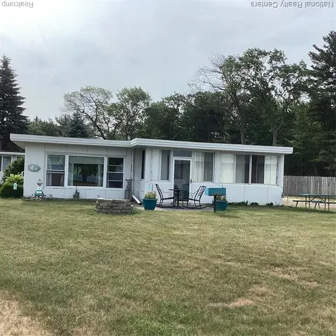 6024 Port Austin Road # 5, Caseville MI 48725 9795 condo for sale