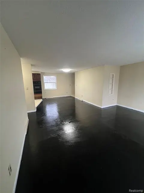 2517 Mackinaw Street, Saginaw MI 48602 3143 photo 5