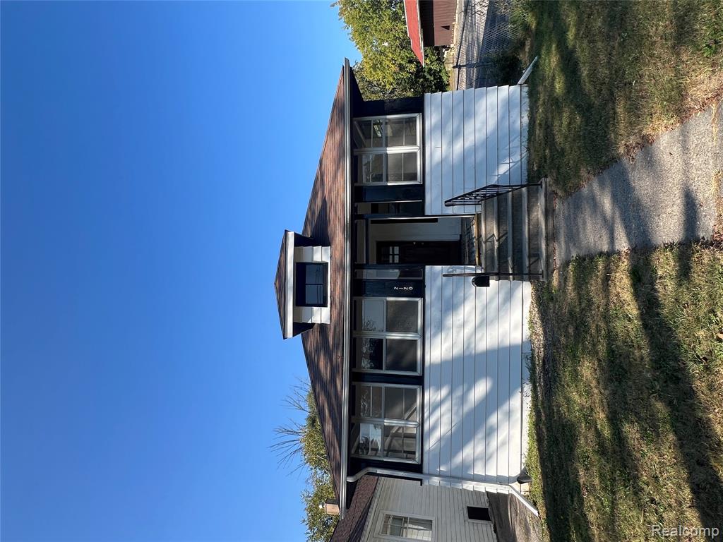 2120 W Genesee Avenue, Saginaw MI 48602 4858 photo 1