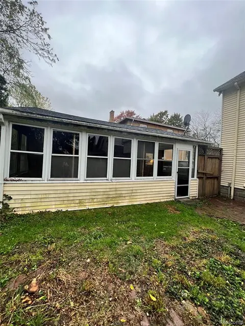 254 Lockwood Street, Saginaw MI 48602 3026 photo 4