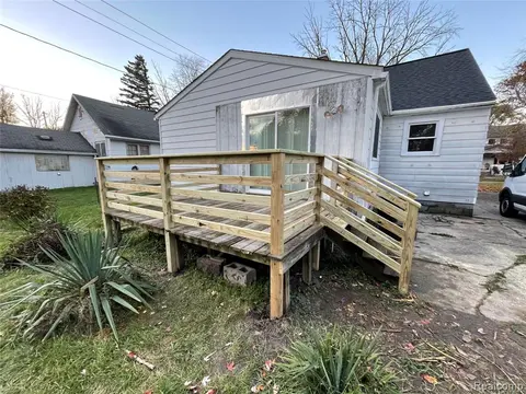 2521 Stobbe Street, Saginaw MI 48602 4058 photo 4