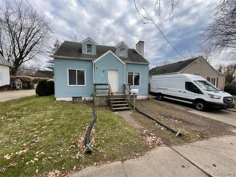 516 S Wheeler Street, Saginaw MI 48602 1750 photo 1