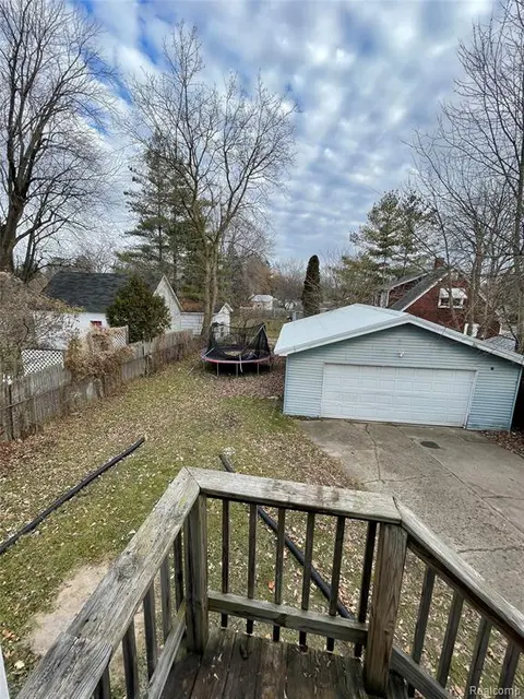 516 S Wheeler Street, Saginaw MI 48602 1750 photo 2