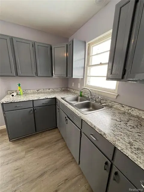 1916 Joslin Street, Saginaw MI 48602 1183 photo 3