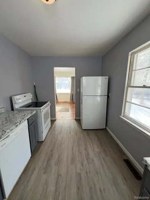 1916 Joslin Street, Saginaw MI 48602 1183 photo 4