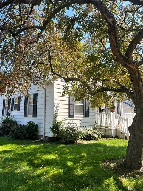 3354 Binscarth Avenue, Saginaw MI 48602 3203 photo 2