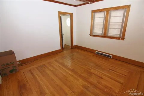 1717 Ottawa Street, Saginaw MI 48602 2610 photo 5