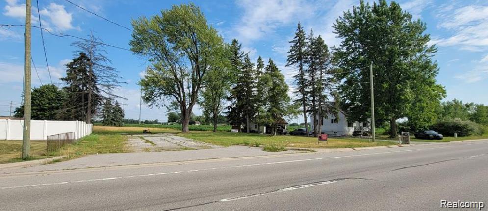 6579 Westside Saginaw Road, Bay City MI 48706 9325 photo 1
