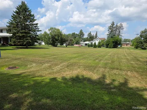 V/L W Liberty Street, Chesaning MI 48616 photo 3