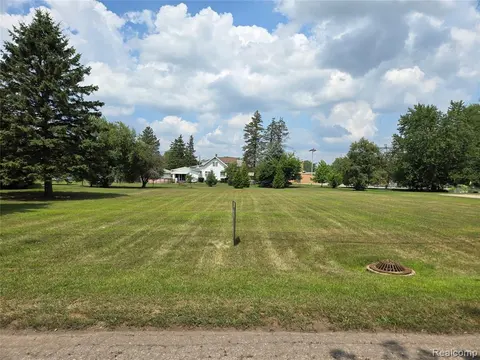 V/L W Liberty Street, Chesaning MI 48616 photo 4