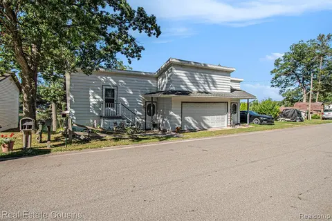1734 Forest Road, Harrison MI 48625 photo 4