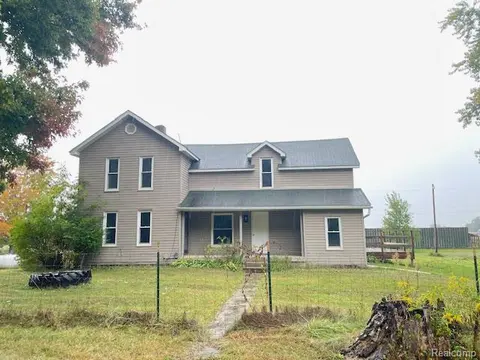 2753 E Snover Road, Mayville MI 48744 9530 photo 3
