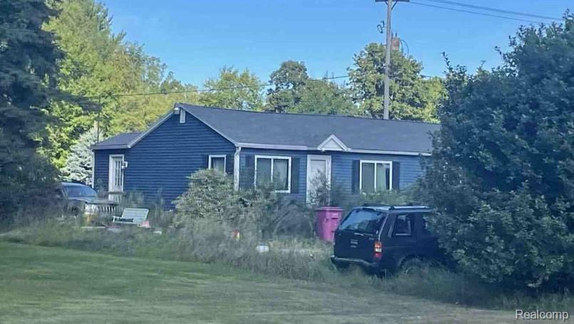 4458 S M 52, Owosso MI 48867 photo 1