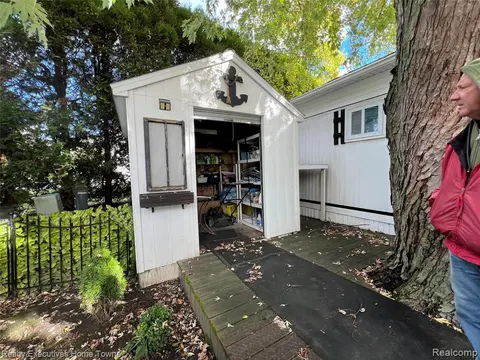 5767 Main Street, Lexington MI 48450 8866 photo 5
