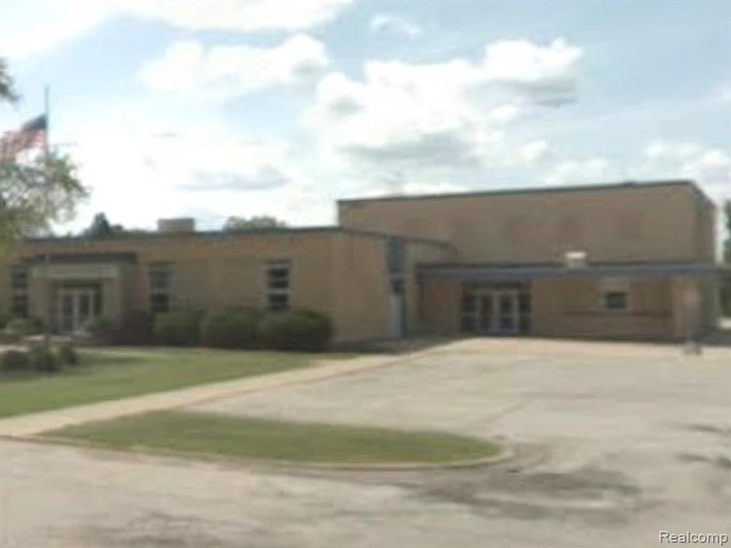 4653 Bailey Bridge Road, Midland MI 48640 8542 photo 1