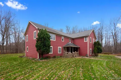 2222 Loree Road, Applegate MI 48401 9757 photo 2