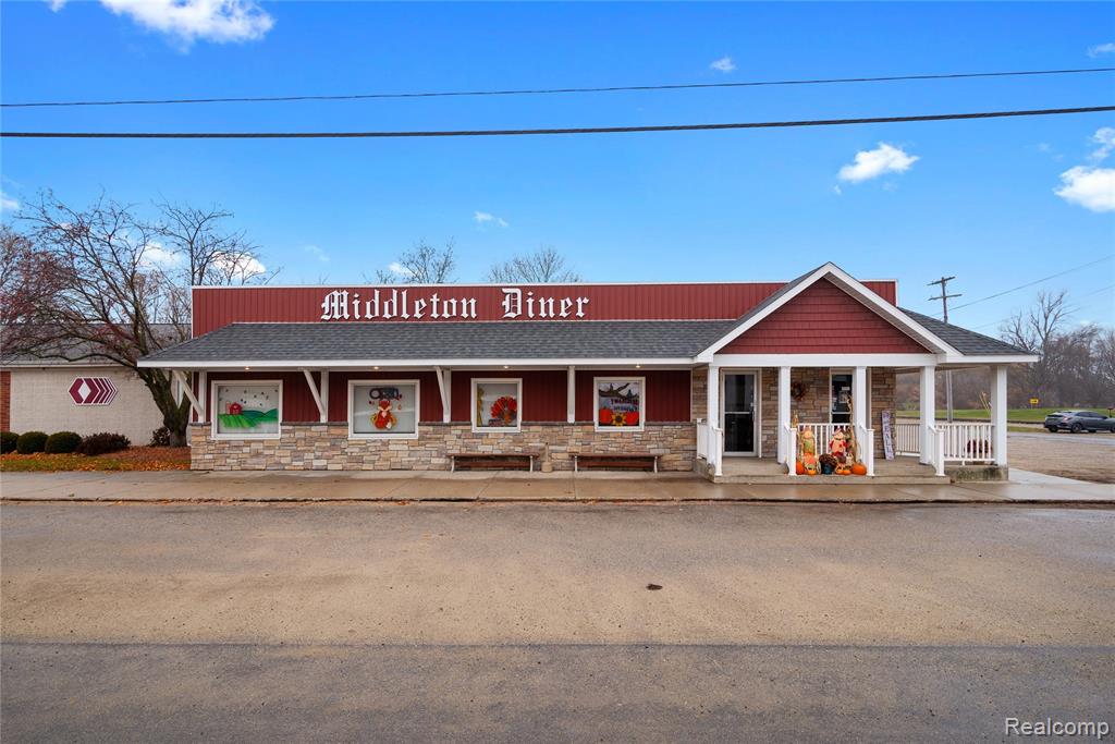 125 N Newton Street, Middleton MI 48856 5107 photo 1
