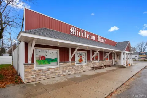 125 N Newton Street, Middleton MI 48856 5107 photo 3