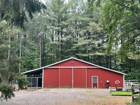 4636 N Hope Road, Hope MI 48628 9315 photo 2