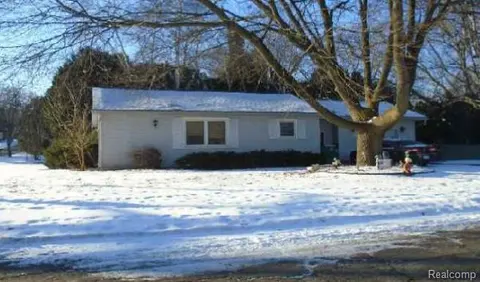 802 Woodlawn Avenue, Owosso MI 48867 4631 photo 1