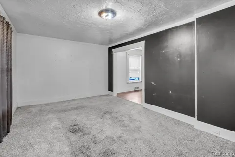 113 S Mason Street, Saginaw MI 48602 2345 photo 4