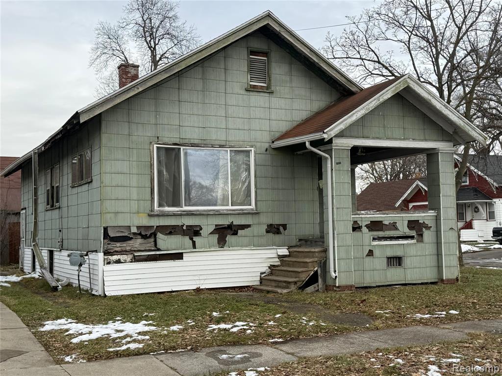 1923 Phelon Street listing photo