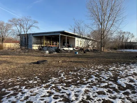 1221 N Niagara Street, Saginaw MI 48602 4743 photo 2