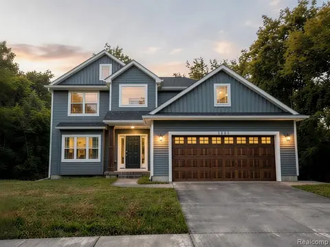 553 W Wildwood Drive, Owosso MI 48867 9119 home for sale