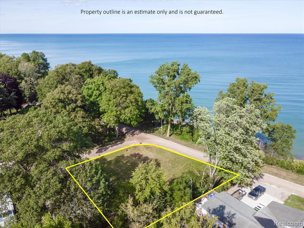 7102 Lakeview Drive, Lexington MI 48450 8876 photo 1