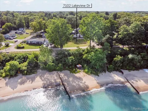 7102 Lakeview Drive, Lexington MI 48450 8876 photo 4