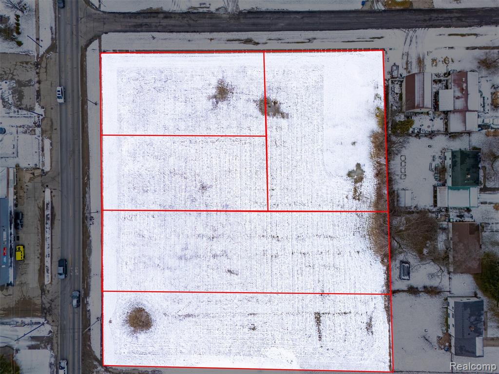 4500 N Michigan Avenue, Saginaw MI 48604 1043 photo 1
