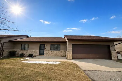 881 Amber Drive, Bad Axe MI 48413 9709 condo for sale