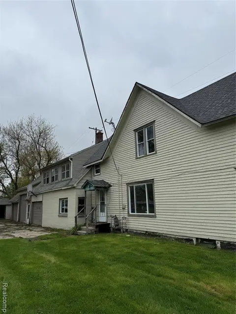 6934 John Street, Brown City MI 48416 8787 photo 2