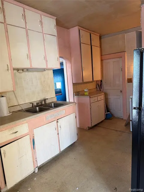 6934 John Street, Brown City MI 48416 8787 photo 5