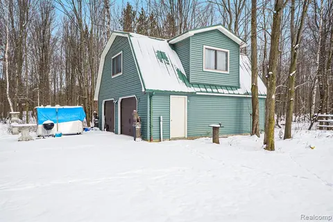 4661 S Sheridan Road, Vassar MI 48768 photo 1