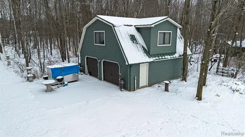 4661 S Sheridan Road, Vassar MI 48768 photo 2