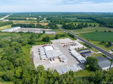 11740 Dixie Highway, Birch Run MI 48415 9228 photo 1