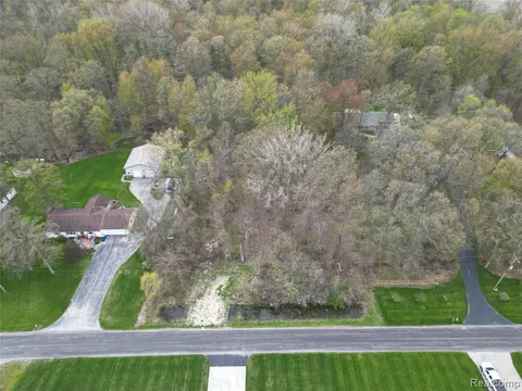 197 N Cotter Road, Essexville MI 48732 photo 3